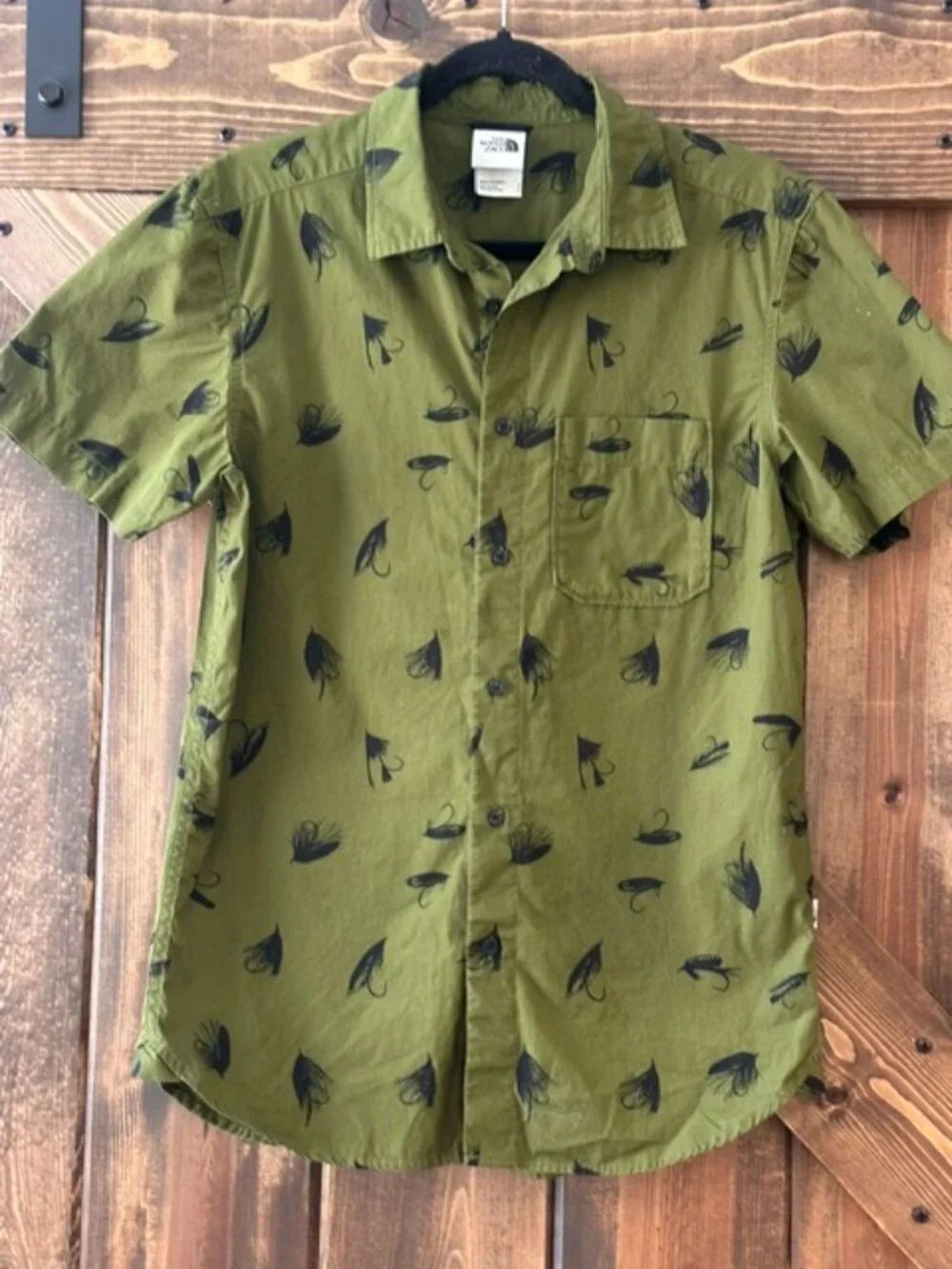North Face | Men's Fly Fishing Lures Baytrail Pattern Shirt Olive Green S